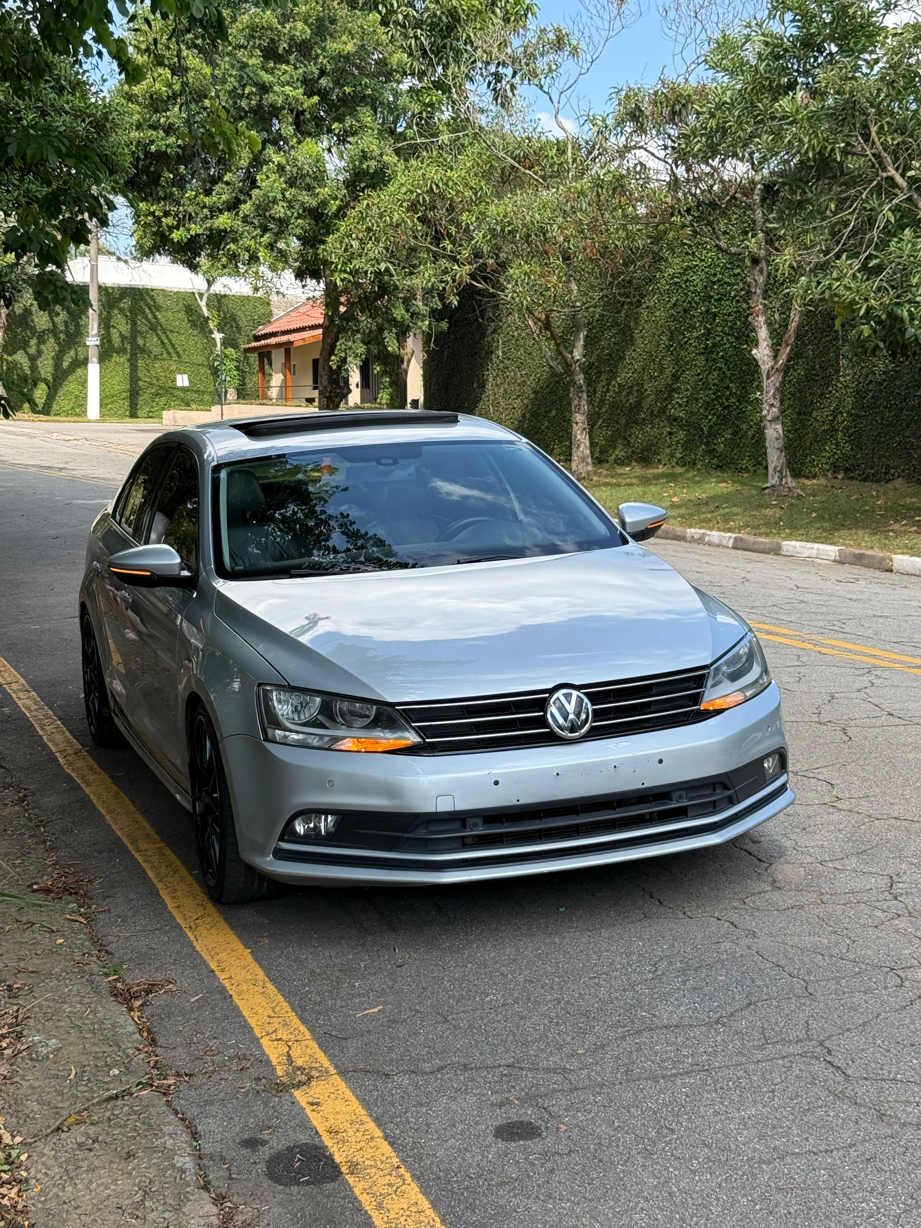 Jetta TSI - Frente